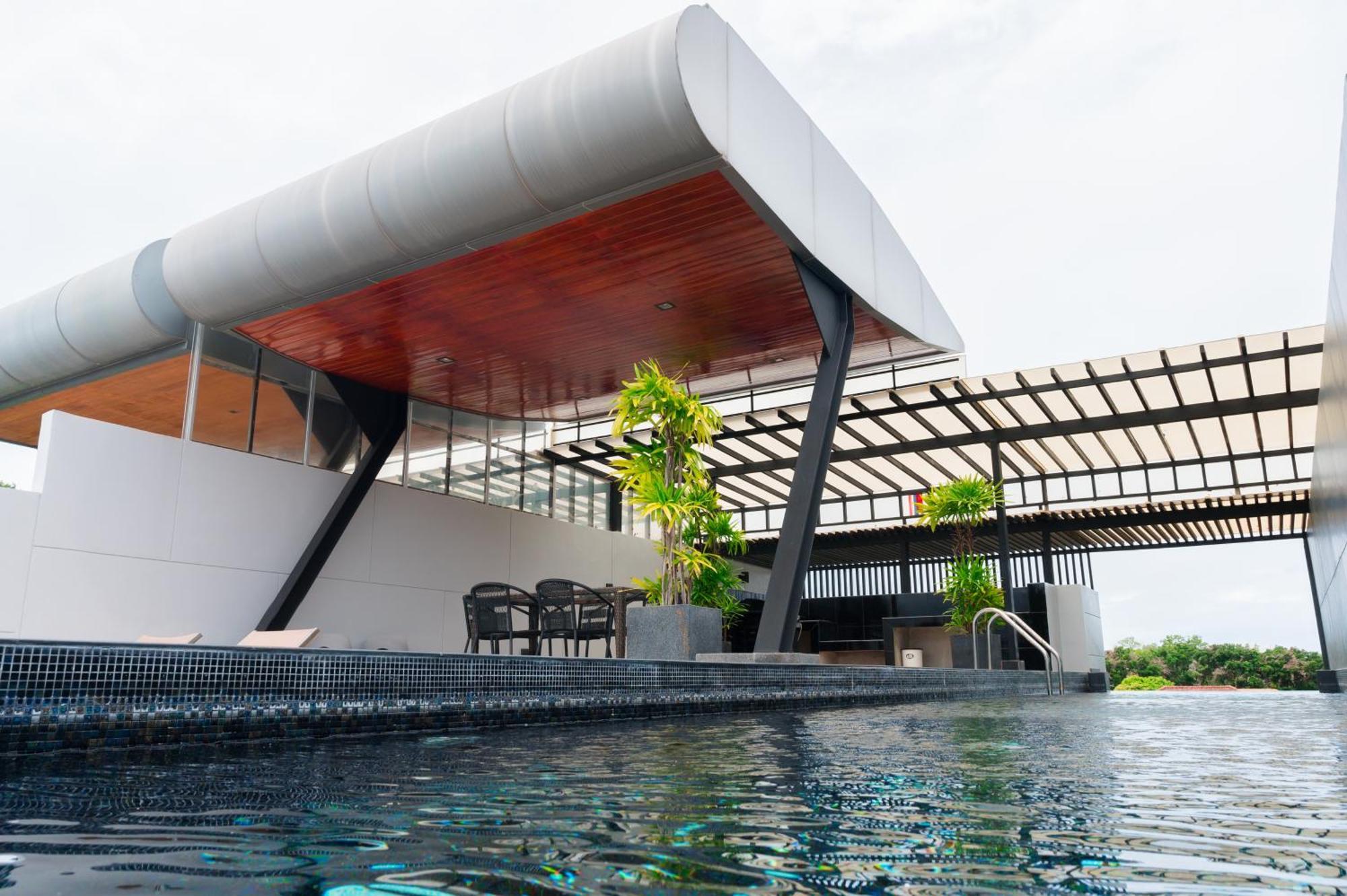Aqua Villa Rawai Extérieur photo